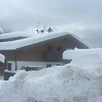 Carducci شقة
